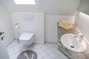Apartment with Balcony room in Baltrumer Teestube