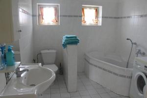 Chlalupa se zahradou - Chlum u Třeboně