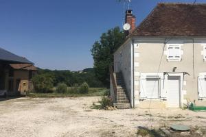 logement indépendant LE POULAILLER proche Guédelon