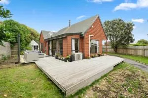 Wharerata - Otaki Beach Holiday Home - Manakau