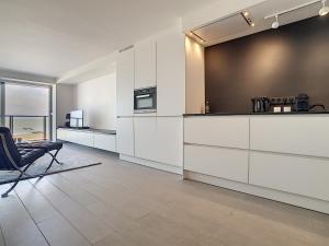 Rubensplein 7p, 4 adults & 3 kids - free parking