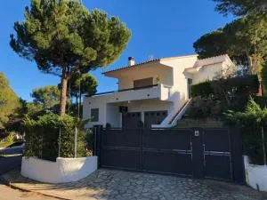 Villa in Pals met prive zwembad en tuin - Isla Roja