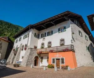 Palazzo Lodron Bertelli. Dimora Storica & Spa - Caderzone