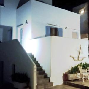 Elena Studios & Apartments Paros Greece