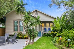 Holiday Home room in Galvez Getaway by Ryson Vacation Rentals