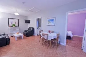 10minDriveCliffsOfMoher-Cozy2Br-Parking-WiFi - 拉辛赫