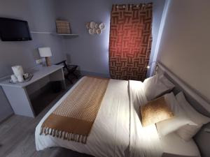 Hotels Hotel Ambotel : photos des chambres