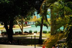 ウィットサンデー島 Whitsunday on the Beach Hotel 3つ星 ホテル ロビー