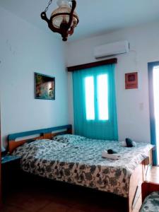 Yacht Front Studio - No 3