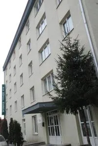 Hotel Merkur - 普拉伊德