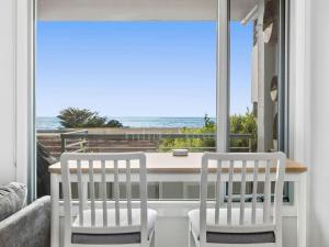 Point Grey Apartment 7