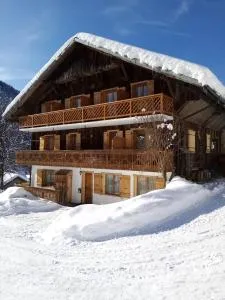 CHAMBRE d'HÔTE LA PETITE BERGERIE - La Chapelle-dʼAbondance
