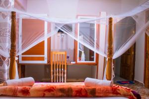 MANTIS LODGE & CAMPING SITE