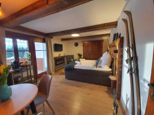 "Alpenapartments für Skifahrer-Pistennähe,Panomareblick & Skiraum" Kozma