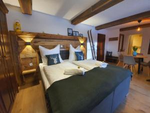 "Alpenapartments für Skifahrer-Pistennähe,Panomareblick & Skiraum" Kozma