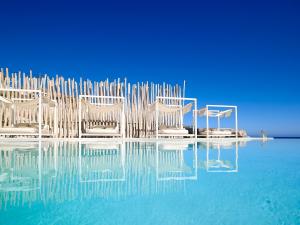 Artemis Seaside Resort