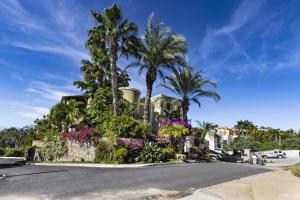 Villa Lucia Arch and Lands End Views - 4200 sq ft Luxury Villa