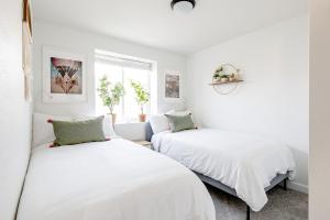 Well-Stocked, Family Friendly Home on the Westside STR-1669