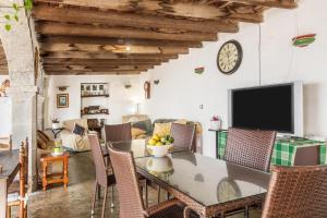 Casa Pollo Buen Lugar