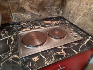 Midnight Cats Apartment in Rynok Square Світло є завжди!