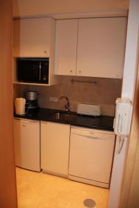 Bartolomeu Beach Apartments