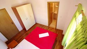 Apartments Marko Nemira