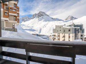 Apartment Plein Soleil - Val Claret-1 by Interhome