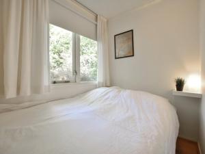 Chalet Oosterduinen by Interhome