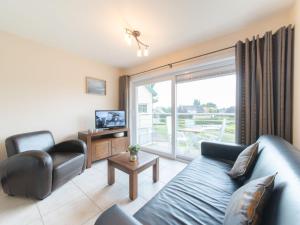 Apartment Green Garden VIII - 105 parking & pool by Interhome