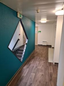 Hotels hotelF1 Pontarlier : photos des chambres