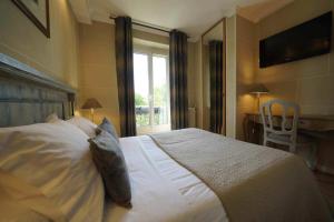 Hotels Hotel du Chateau : photos des chambres