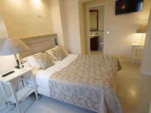 Hotels Hotel du Chateau : photos des chambres