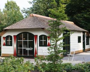 Three-Bedroom Villa room in Heivlinder 42p