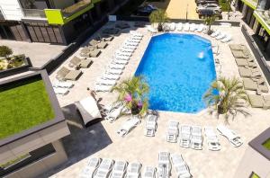 Teodora Summer Suite By Alezzi