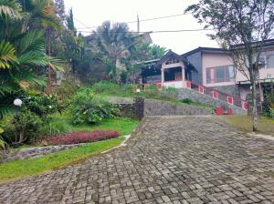 Hotel Anita Baturaden Mitra RedDoorz