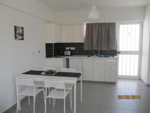 Sunny Holiday Apartments