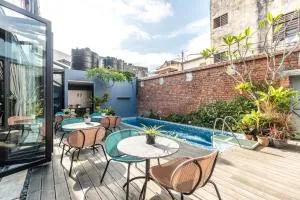 Tien Terrace Macalister - بايان ليباس