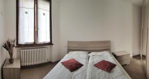 Casa La Pief 2 Rosso by Gardadomusmea