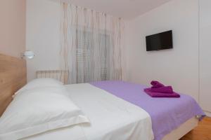 Apartments Radeljić