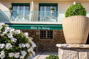 Hotels Le Quercy : photos des chambres