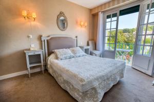 Hotels Le Quercy : photos des chambres
