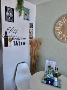 Stay at the Point - Luxurious Lavish Looker