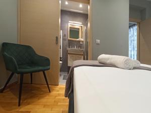 Athens Sweet Home by YHA