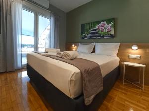 Athens Sweet Home by YHA