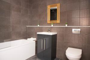 Lord Street Apartments By Happy Days