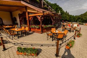 Pensiune Restaurant Lyra