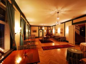 Ulfshyttans Herrgård, nära Romme Alpin