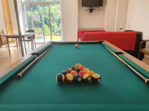 Appart'hotels Appart Residence Le Chili - Lit fait - Mini-Golf - Parc - Quartier thermal : photos des chambres