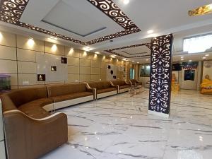 Hotel Om International