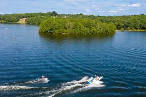 Campings Camping du Lac de Saint-Pardoux : photos des chambres